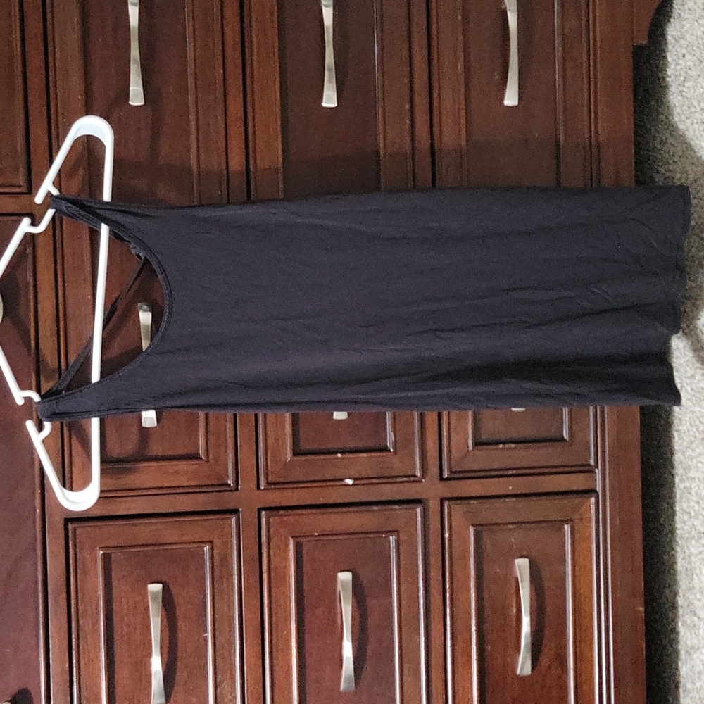 Lululemon black tank